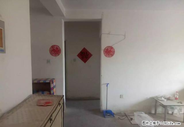 银瑞林酒店旁丨八号小区2期多层5楼简装配置家具家电 - 房屋出租 - 房屋租售 - 喀什分类信息 - 喀什28生活网 ks.28life.net