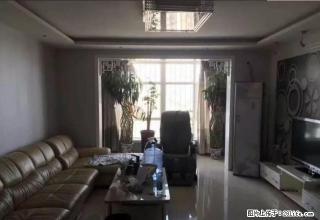 汇城高层11楼精装修三室家具家电齐全可拎包入住 - 喀什28生活网 ks.28life.net