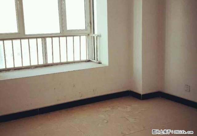 石榴转盘工商局家属院高层三室精装修便宜出租。 - 房屋出租 - 房屋租售 - 喀什分类信息 - 喀什28生活网 ks.28life.net