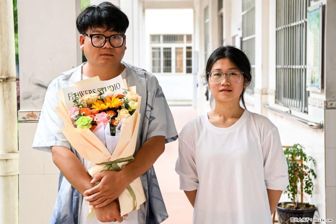 全网追的“扁担女孩”，找了一份暑假工，时薪12元 - 喀什生活资讯 - 喀什28生活网 ks.28life.net